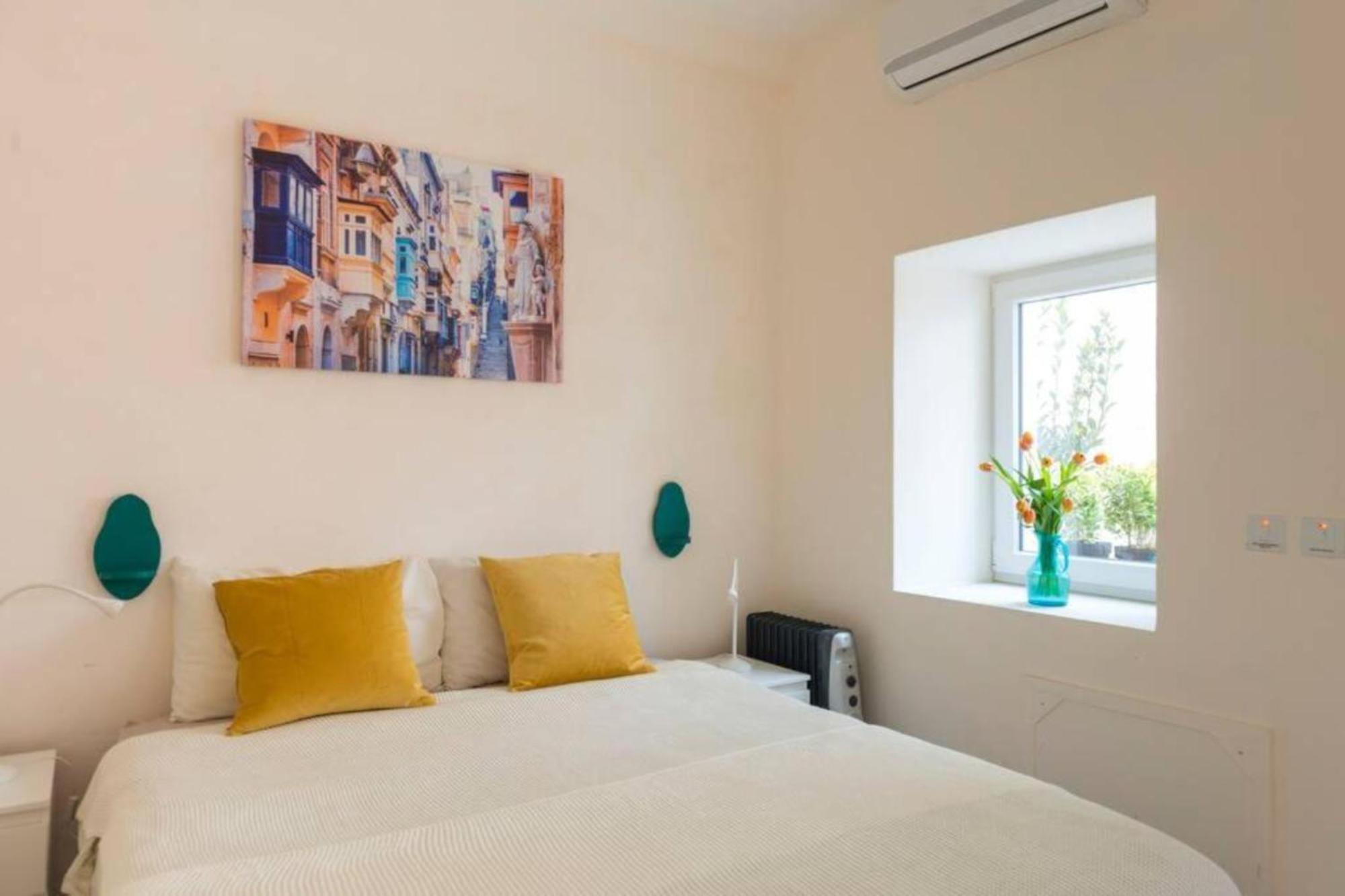 Authentic 1St Fl Apartment At The 3 Cities Marina Cospicua Dış mekan fotoğraf