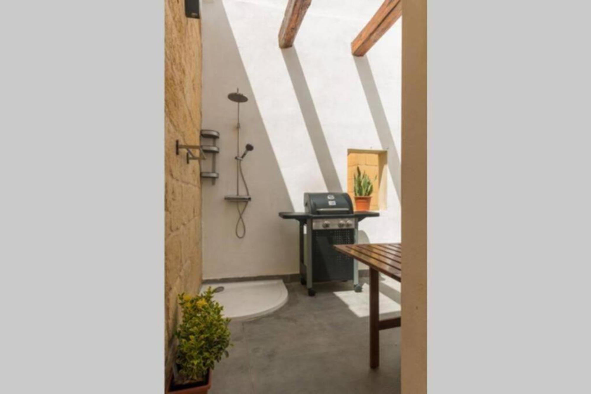 Authentic 1St Fl Apartment At The 3 Cities Marina Cospicua Dış mekan fotoğraf